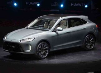 Компанія huawei представила свій перший автомобіль – ним виявився гібридний кросовер