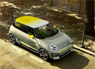 В росію їде електричний mini cooper