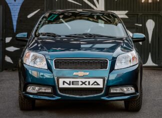 У росії призупинять продажі найдешевших іномарок