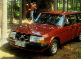 Эпоха Стойкости: Volvo 240 – Легенда, Выкованная из стали и Надежности (50 лет спустя)