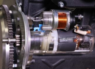 Містика Запуску: Як Невидимий Герой Оживляє Ваш Автомобіль