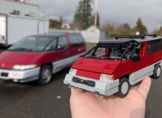 Цегляний гігант епохи: Lego Pontiac Trans Sport-повернення “пилососа” з минулого