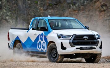 Вироблений у Великобританії пікап підкріплює надії Toyota на водень