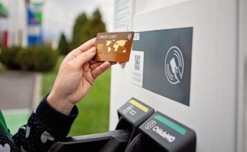 Налог на электромобили: водители требуют более доступной зарядки