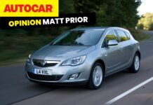 Нова податкова політика Великобританії загрожує продажам автомобілів, як електричних, так і двигунів внутрішнього згоряння