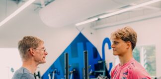 F1-coureur versus autojournalist: een confrontatie op het gebied van fitness