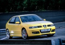 Cupra Leon R: Jak Seat porazil VW v závodě hot hatchbacků
