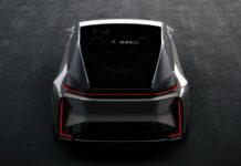 Lexus IS Повернеться в Електричній Формі до 2027 року