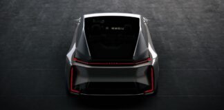 Lexus IS se vrátí v elektrické podobě do roku 2027