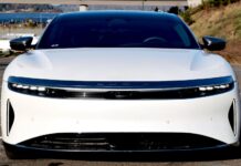 Знецінення Розкішних Електромобілів: Lucid Air Втратив Більше 100 Тисяч Доларів Вартість