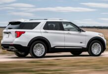 Ford stahuje přes 600 000 vozidel kvůli selhání stěračů čelního skla