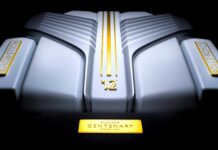 Rolls-Royce Віддає Пріоритет Попиту Клієнтів, Відкладаючи Повний Перехід на Електромобілі