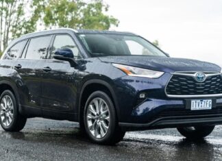 Toyota Відкликає 35 000 Позашляховиків Kluger через Дефект Безпеки Сидінь