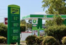 Австралія стикається з рекордними цінами на пальне на тлі зростаючої глобальної стурбованості поставками