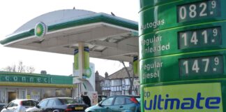 Заморозка Акцизов на Топливо Пересматривается на Фоне Волатильности Цен на Нефть на Ближнем Востоке