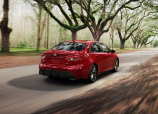 Вартість заміни гібридної батареї Toyota Corolla у 2026 році: що потрібно знати власникам