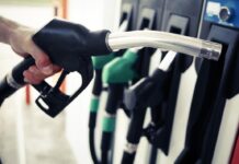 Рост цен на топливо замедляется на фоне стабилизации напряженности на Ближнем Востоке, но панические покупки обошлись водителям в £307 млн