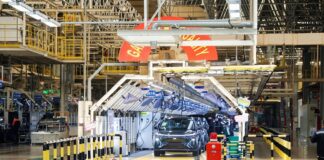 Lernen Sie Alex kennen: Automobiljournalist und Spezialist für Klassiker und Rezensionen