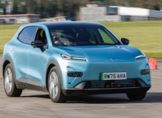 Changan Deepal S05: Стильний та технологічний гравець на конкурентному ринку електромобілів Великобританії