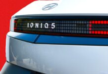 Відгукові кампанії чи нескінченний ремонт? Новий позов проти Hyundai та Kia через проблеми з електромобілями