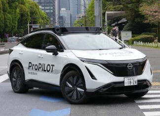 «AI Drive» від Nissan: реальне випробування автономного водіння без рук у Токіо