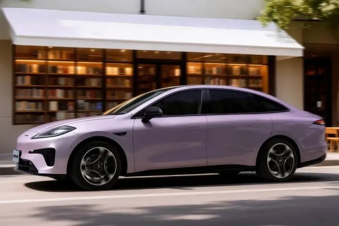 a318bbd8-7111-410b-a7dc-83344e9f4191