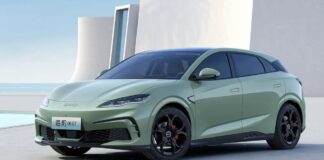 BYD lance une gamme Seal 06 mise à jour : modèles électriques et hybrides rechargeables disponibles à partir de 16 200 $