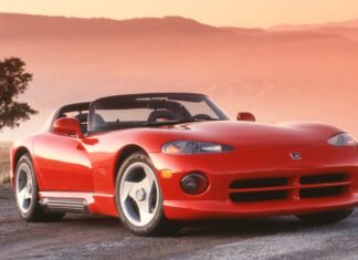 Viper: Автомобіль з лаштунками