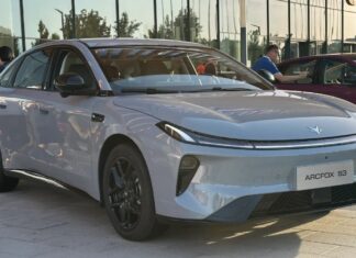 Arcfox Beta S3: Доступні авто та швидка зміна батарей