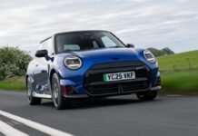 Mini Electric: Сохраняет верность себе, в основном
