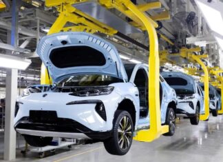 BYD наймає понад 9000 співробітників: зарплати та посади у новому EV-проекті Шеньчженя