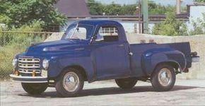 Спадщина вантажівок Studebaker: Від кінних возів до повоєнних інновацій
