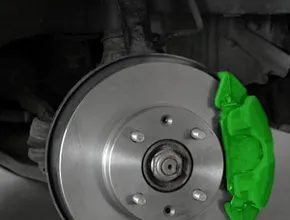 Як замінити колодки дискових гальм: покрокове керівництво для самостійного ремонту