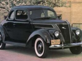 La introducción del Ford de 1937: un espectáculo de Detroit